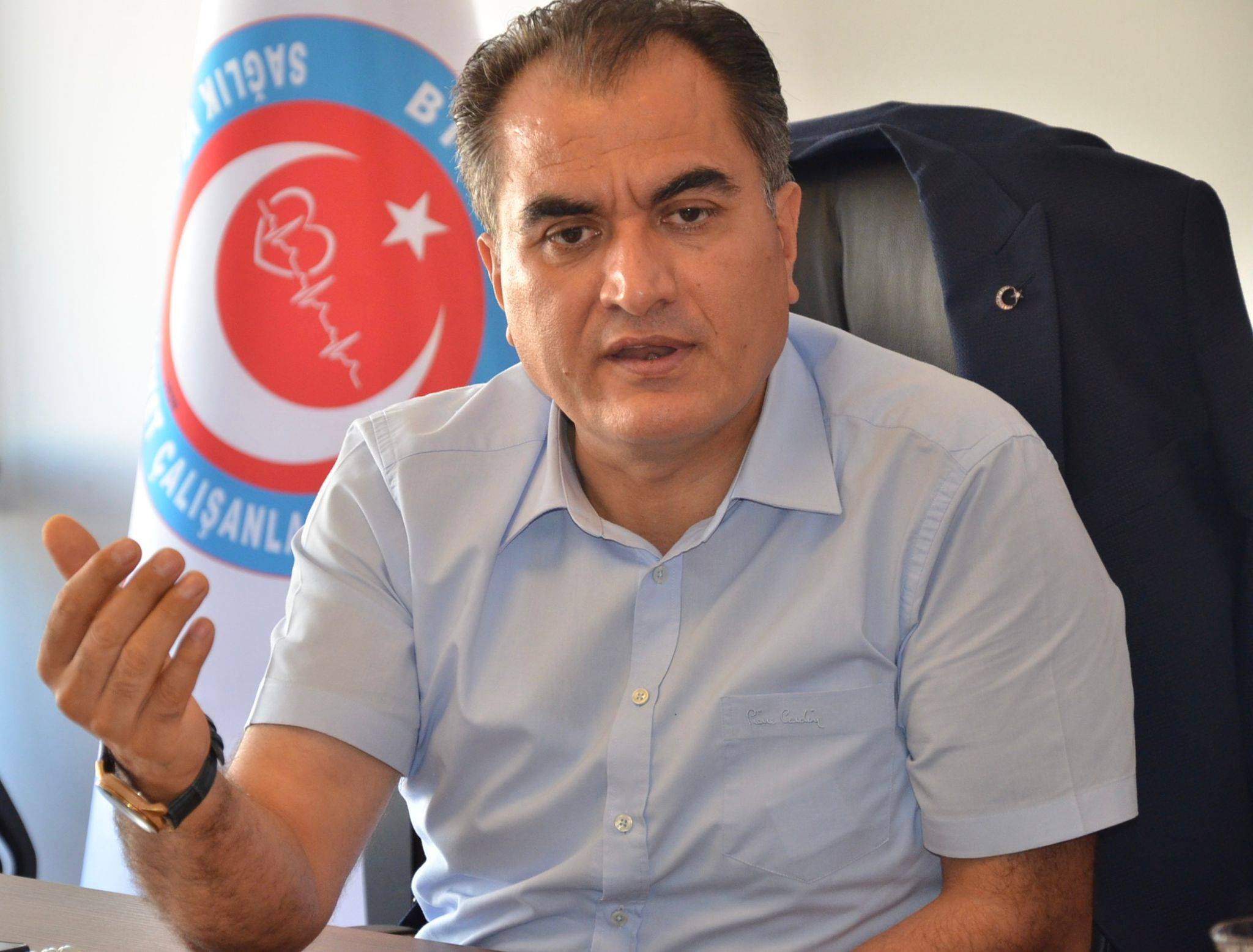 Bornova Türkan Özilhan Devlet Hastanesi’nde görevli Hemşire Şeyda Ezer, kendisine